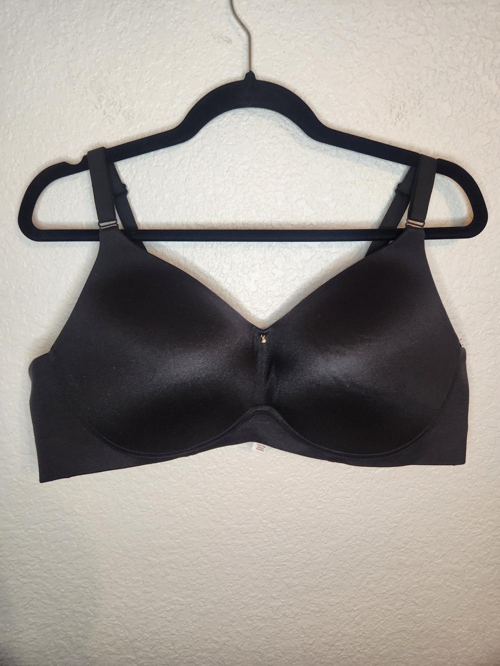 Cacique lightly lined no wire 40DSmooth Full-Coverage Black T-Shirt Bra